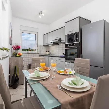Apartment Paula Rijeka