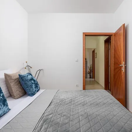 Paula Apartment