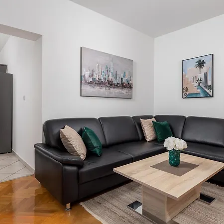Apartment Paula Rijeka